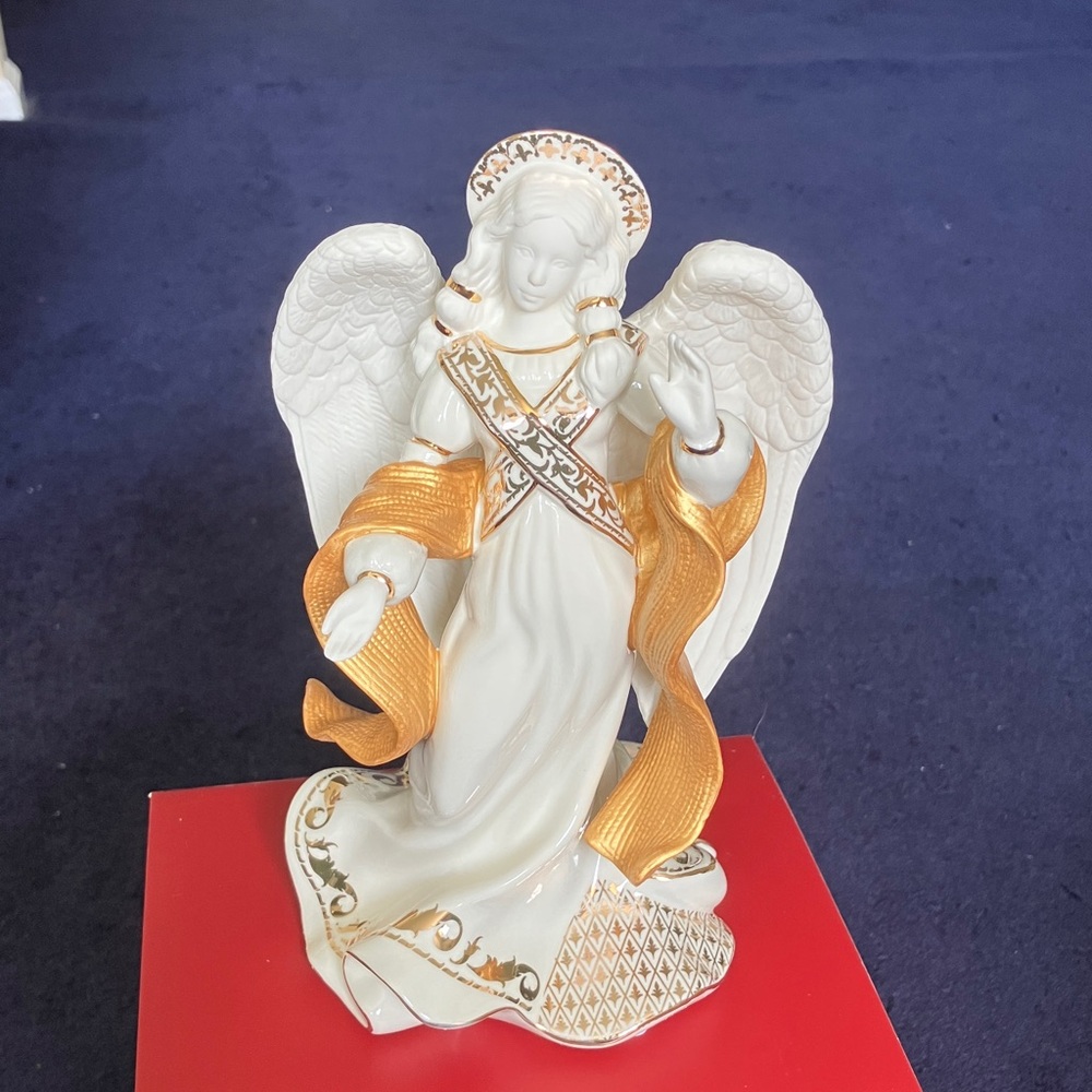 Lenox First Blessing Nativity Set Angel of Peace - BRAND NEW IN ORIGINAL BOX